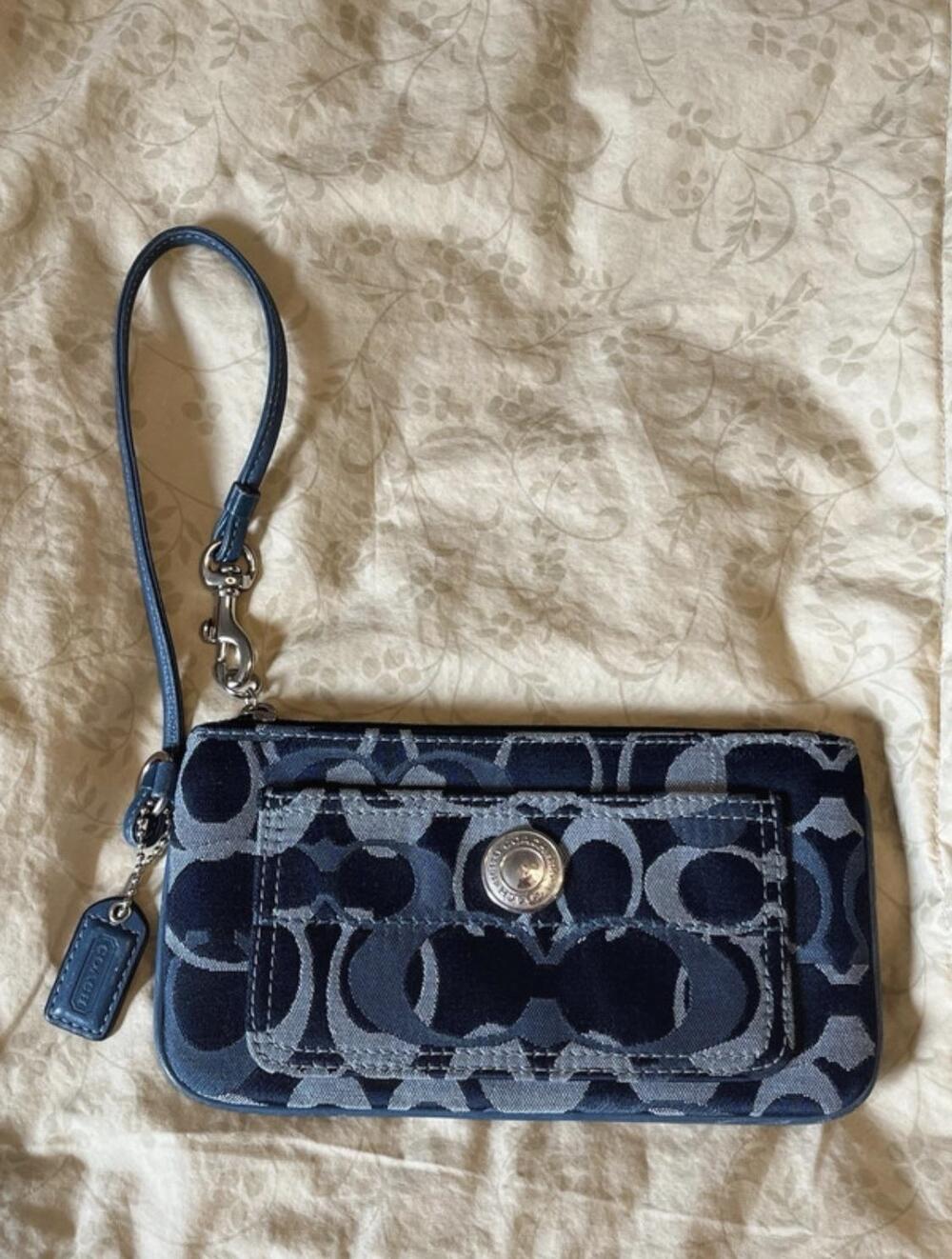 Vintage Coach Signature Wristlet Clutch Womens Optic Blue Canvas Leather Zip Y2K